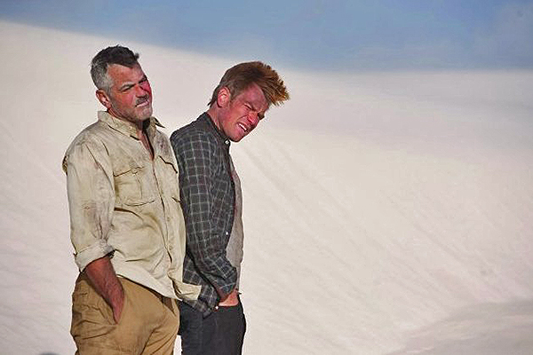 George Clooney and Ewan McGregor at White Sands - The Men Who Stare at Goats