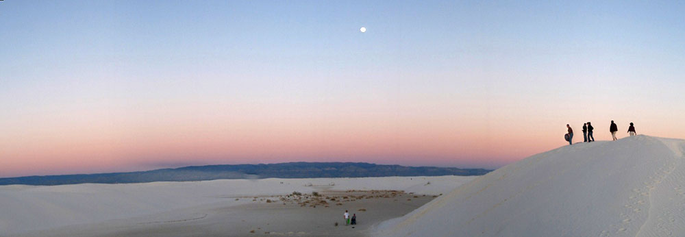 White Sands Panorama © Robin Roberts